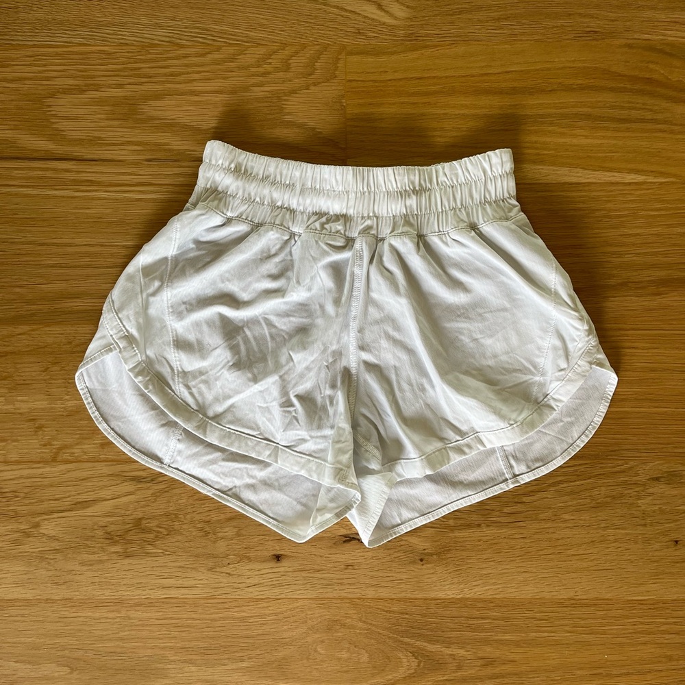 Lululemon Track That High-Rise Lined Short 3”, size: 4